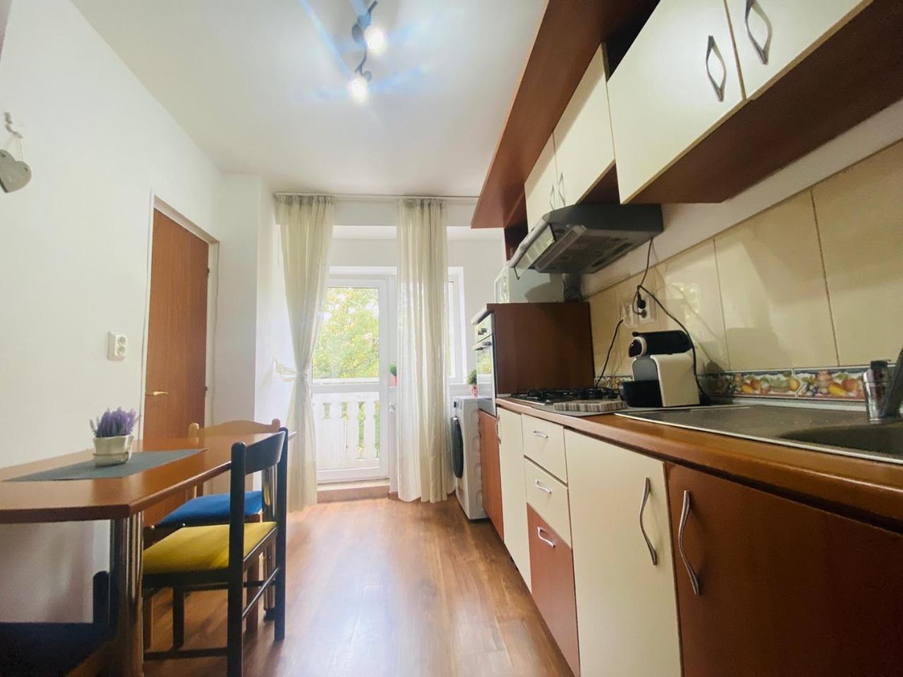 Unirii Central Fountains View Apartment บูคาเรสต์ ภายนอก รูปภาพ